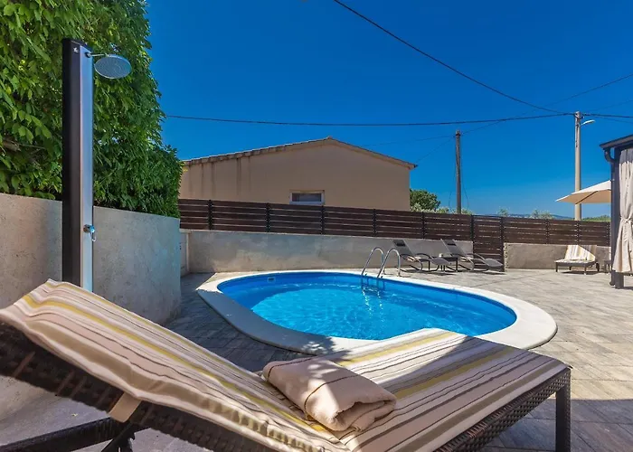 House Pavovci Σπίτι διακοπών *