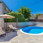 Nyaraló House Pavovci *