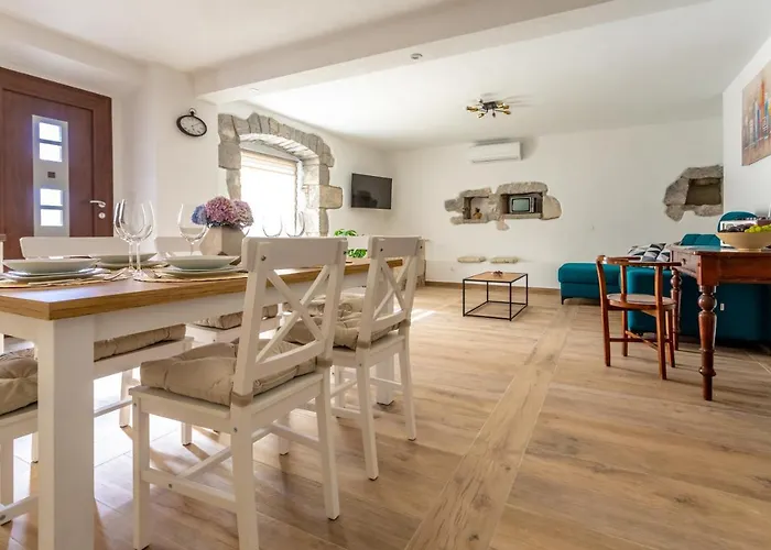 House Pavovci
